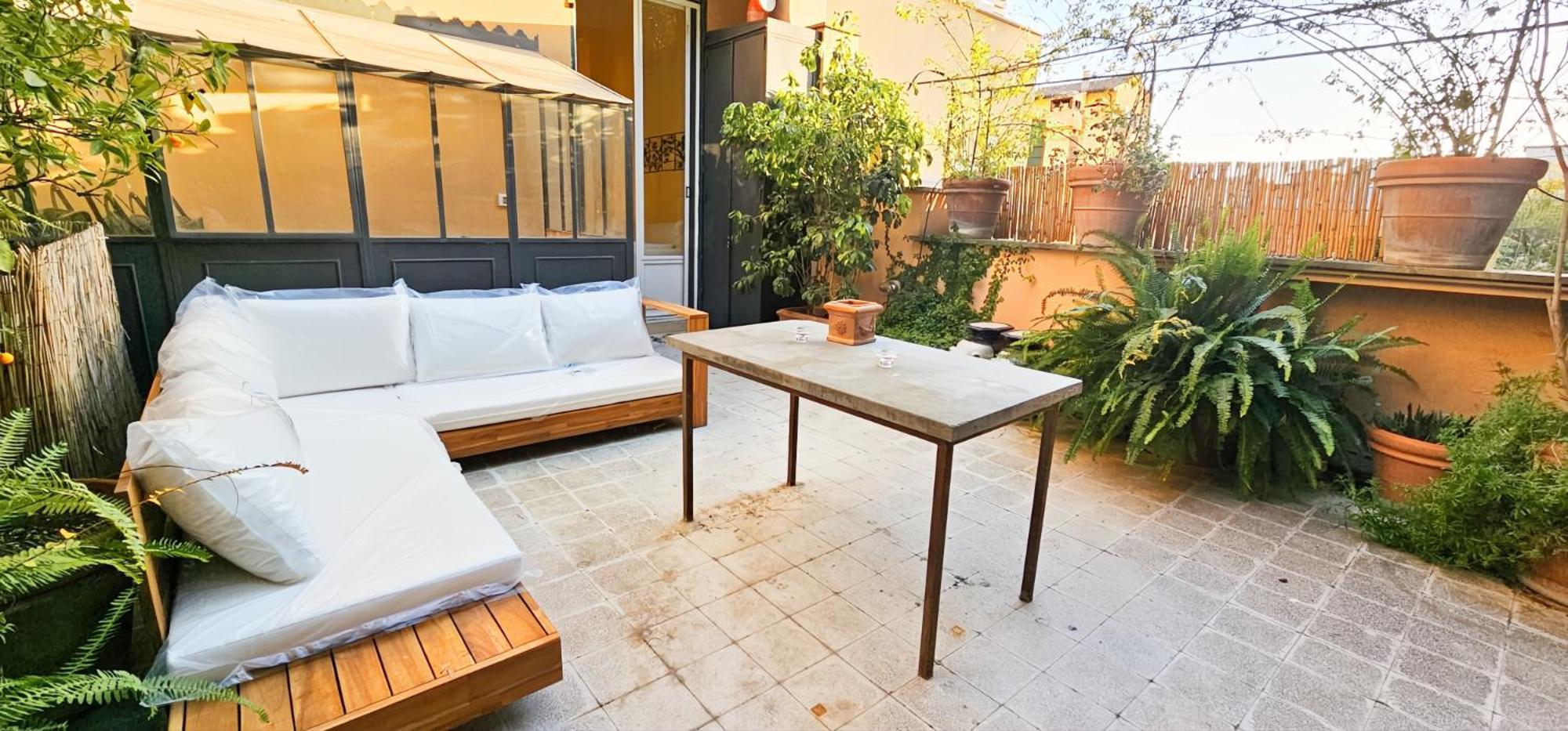 Apartment Elegantis Monti Royal With Private Terrace