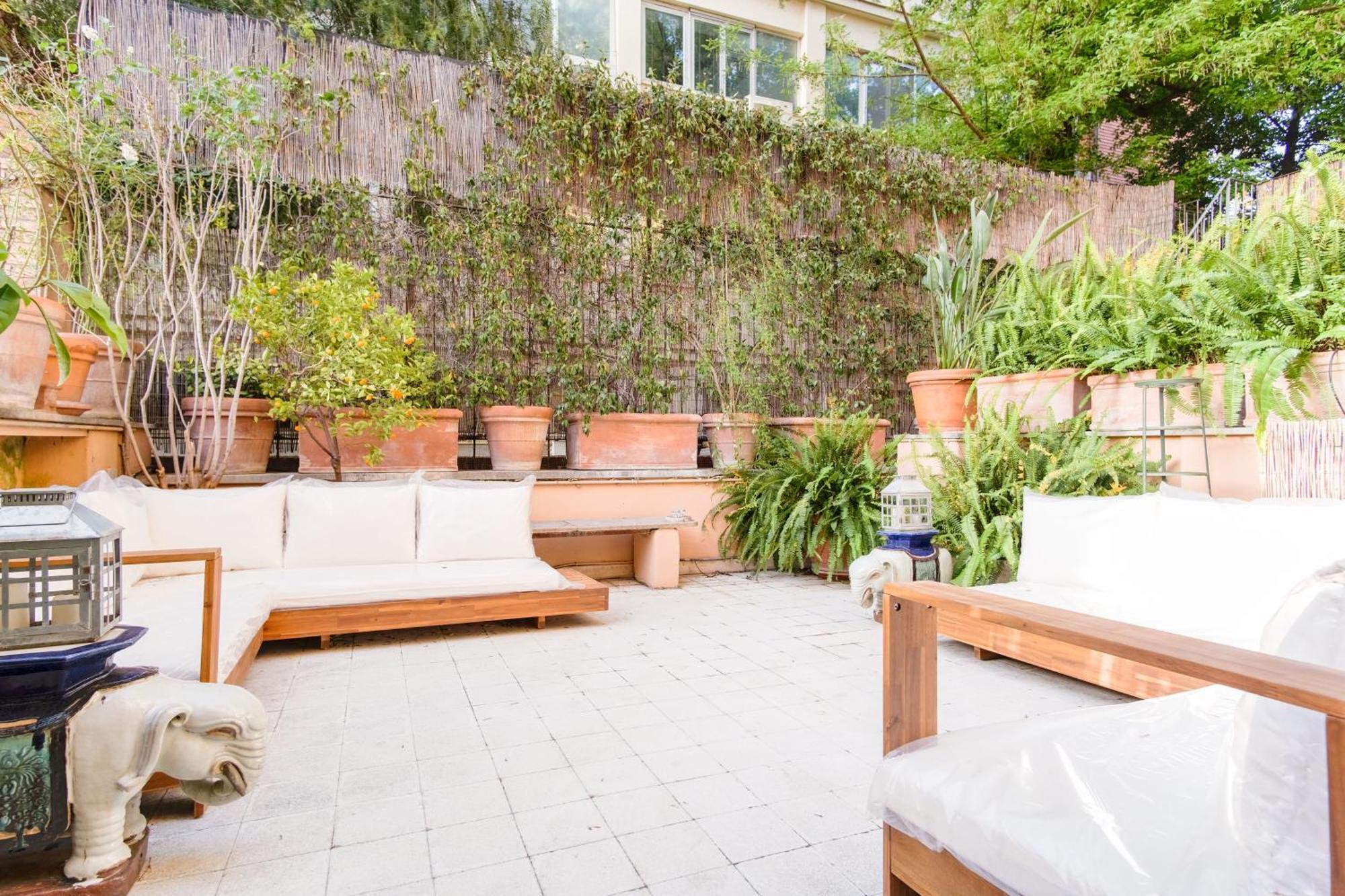 Elegantis Monti Royal With Private Terrace