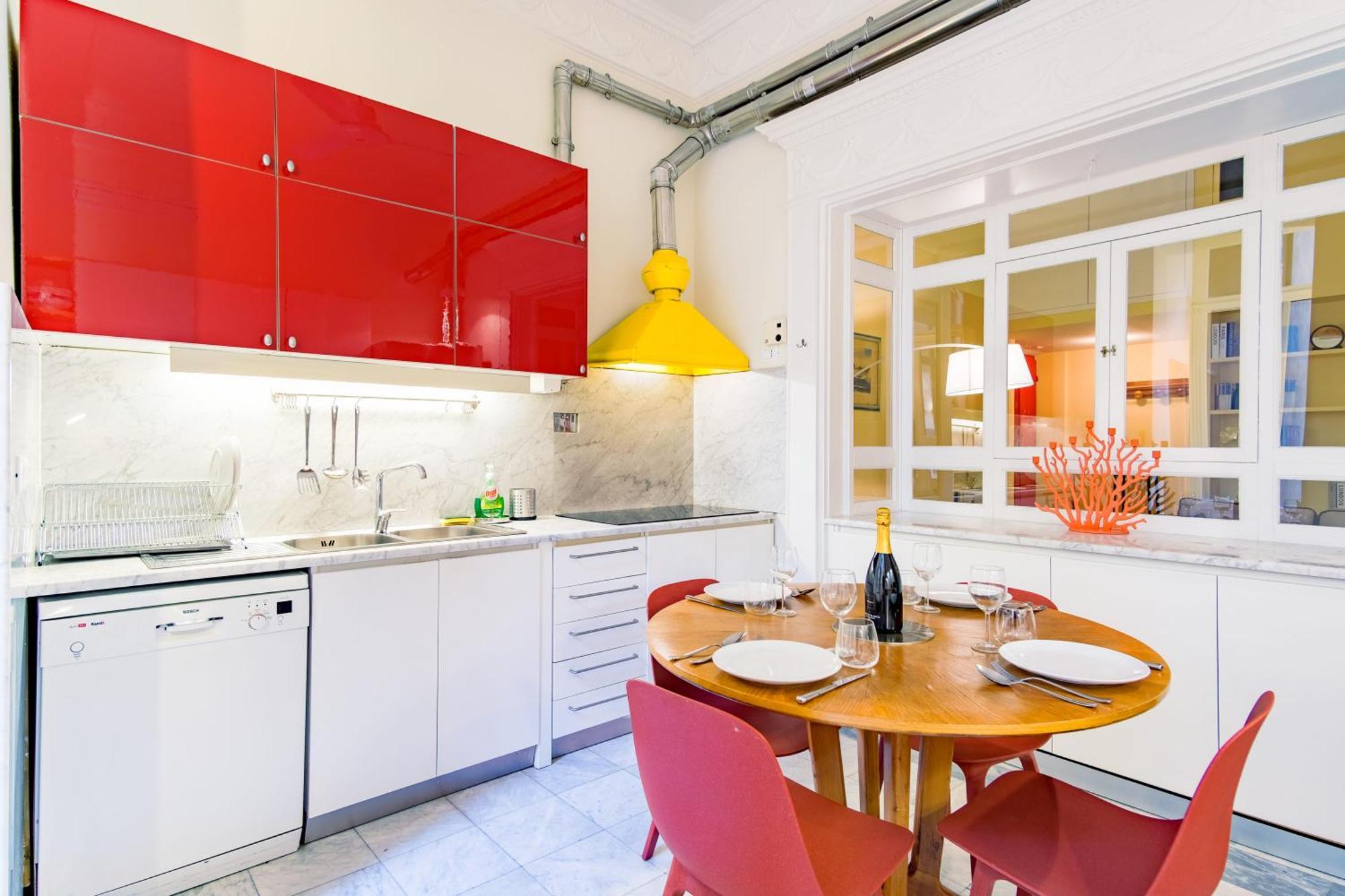 Elegantis Monti Royal With Private Terrace Apartment *