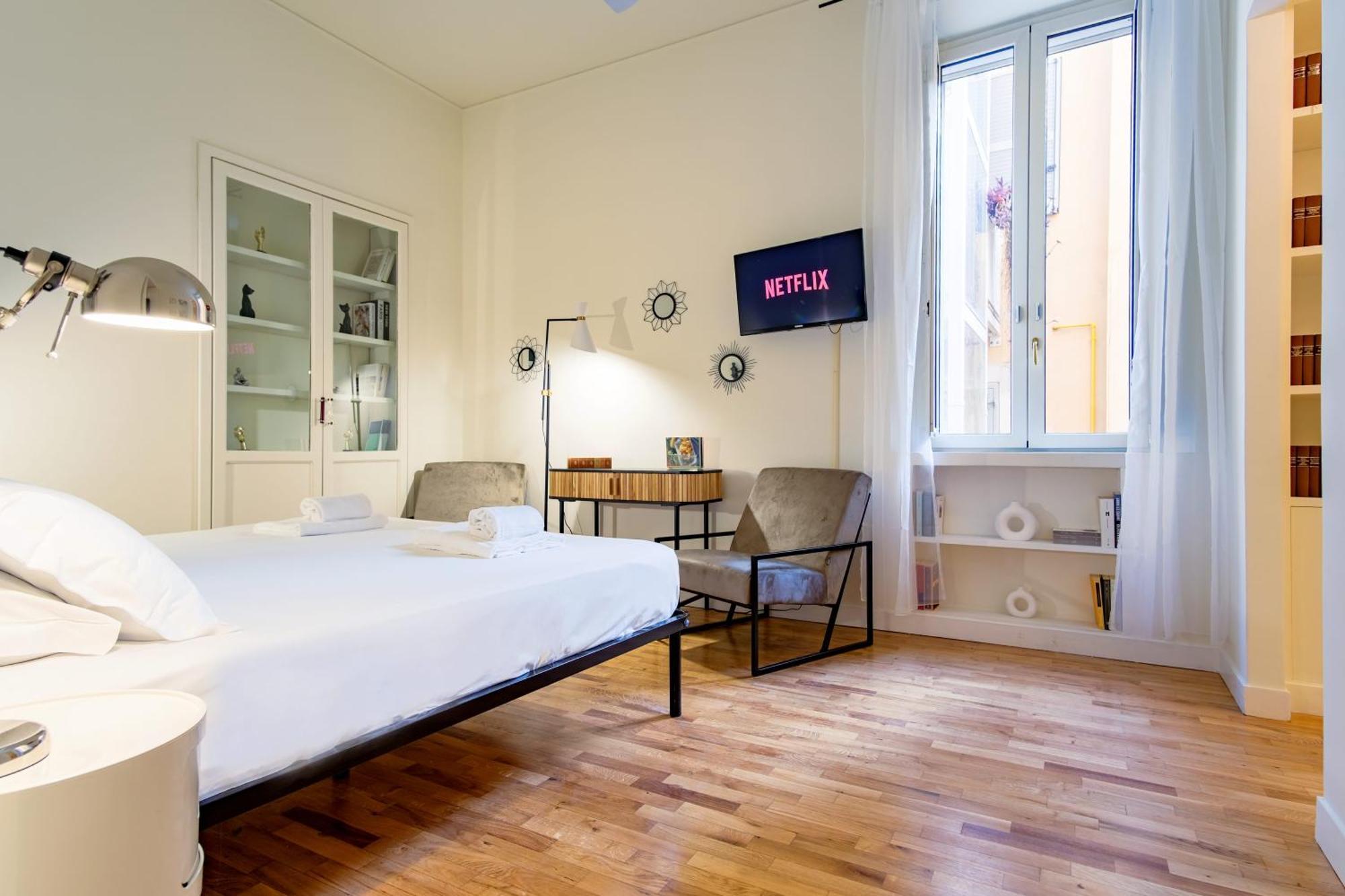 Elegantis Monti Royal With Private Terrace Apartment